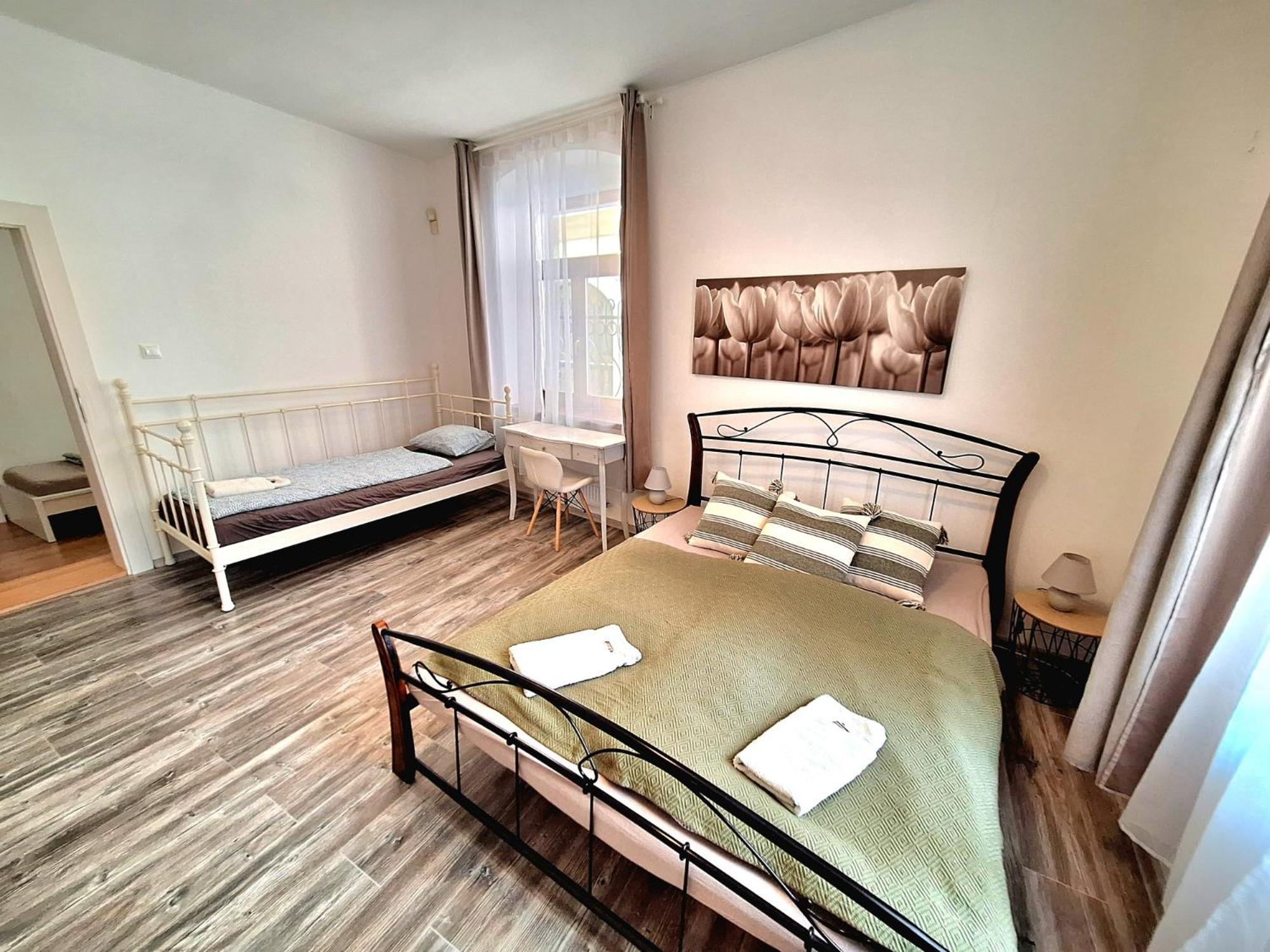 Apartment Emma - Old Town 브라티슬라바 외부 사진