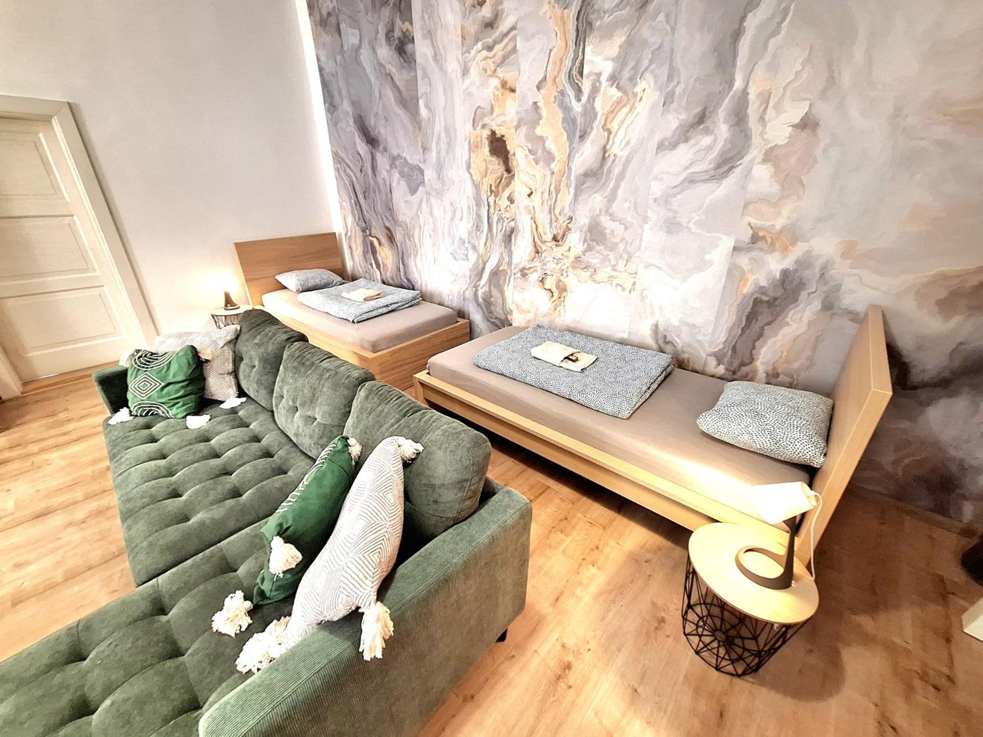 Apartment Emma - Old Town 브라티슬라바 외부 사진