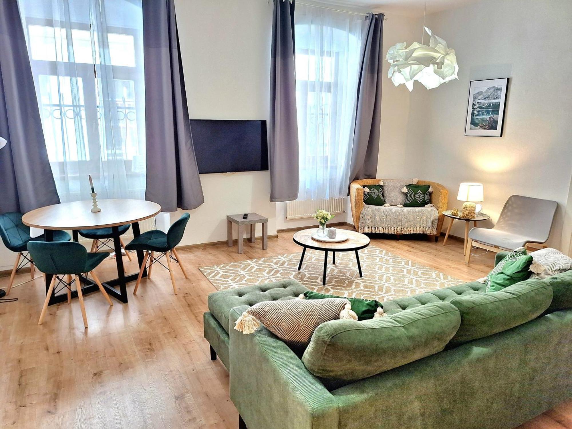 Apartment Emma - Old Town 브라티슬라바 외부 사진